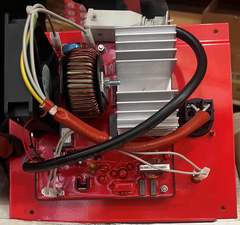 Преобразователь тока 230V AC (802584)